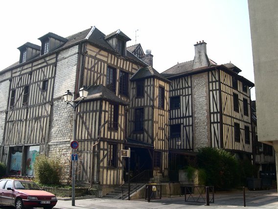  maisons à pans de bois